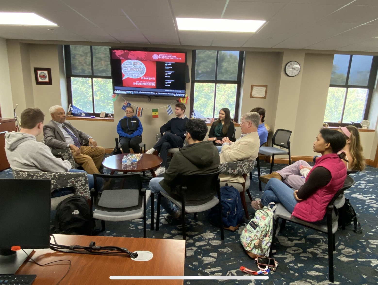 University students meet with former U.S. Ambassador William Ray in partnership with the Peoria Area World Affairs Council & the Varner International Business Institute at Illinois State University